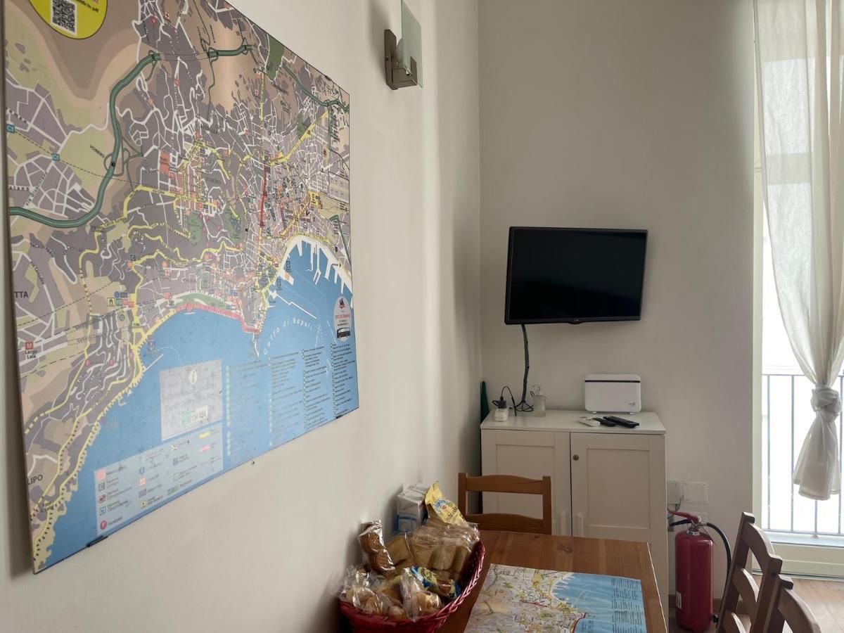 Bed and Breakfast Ale & Tizy House Napoli Esterno foto