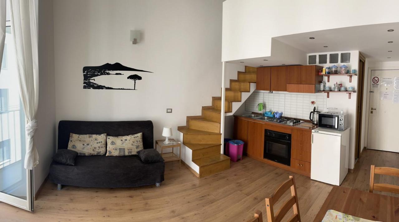 Bed and Breakfast Ale & Tizy House Napoli Esterno foto