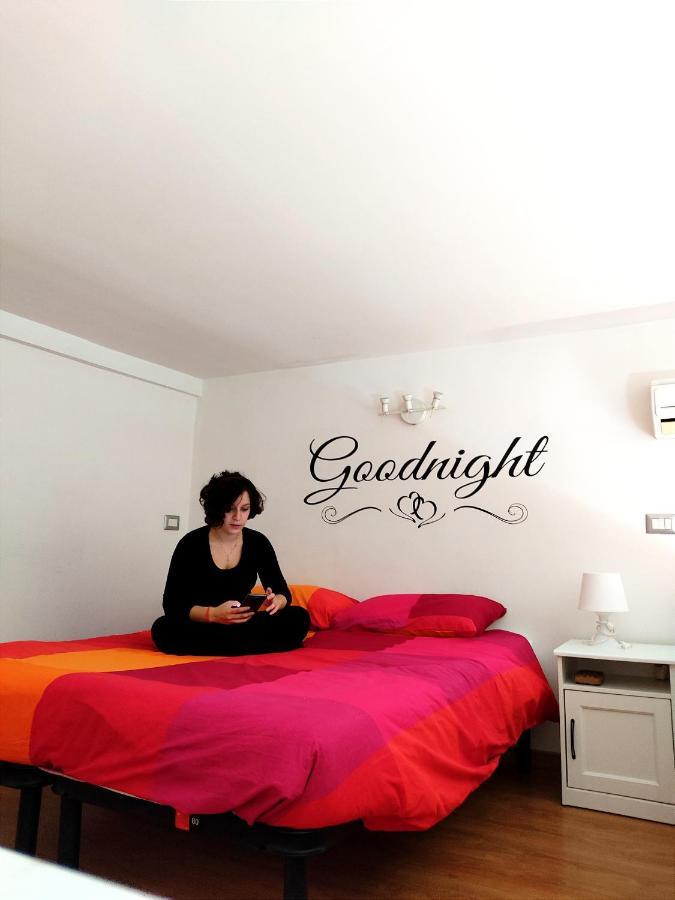 Bed and Breakfast Ale & Tizy House Napoli Esterno foto