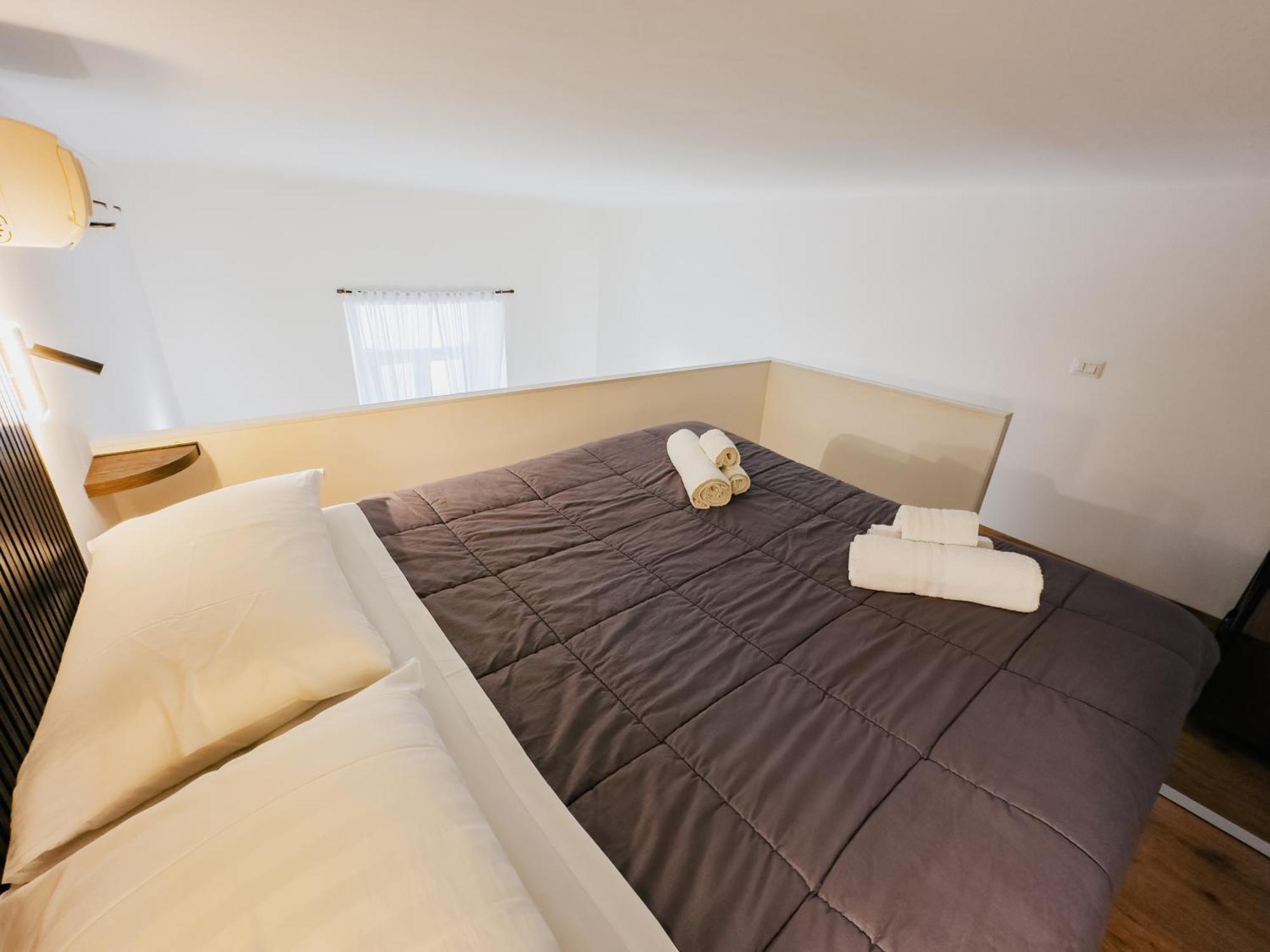 Bed and Breakfast Ale & Tizy House Napoli Esterno foto